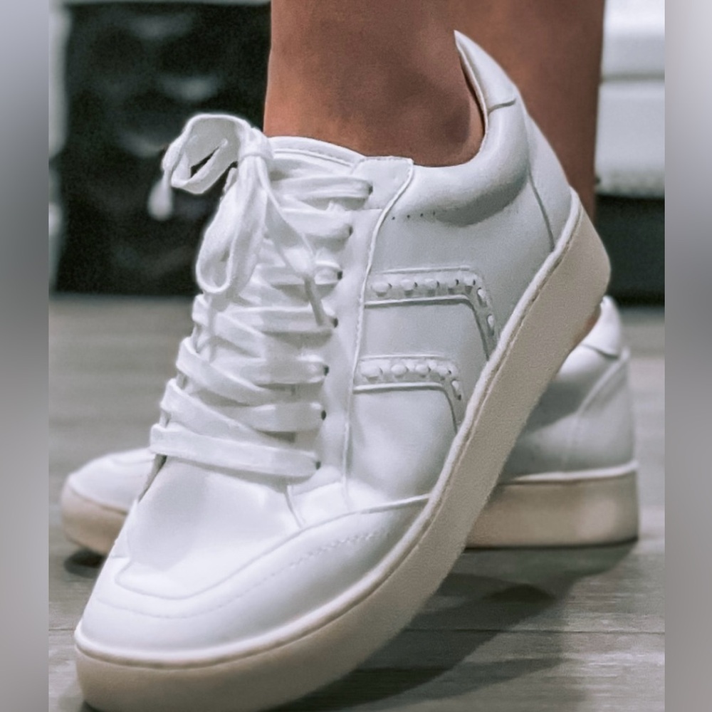 Mi.iM White Casual Sneakers